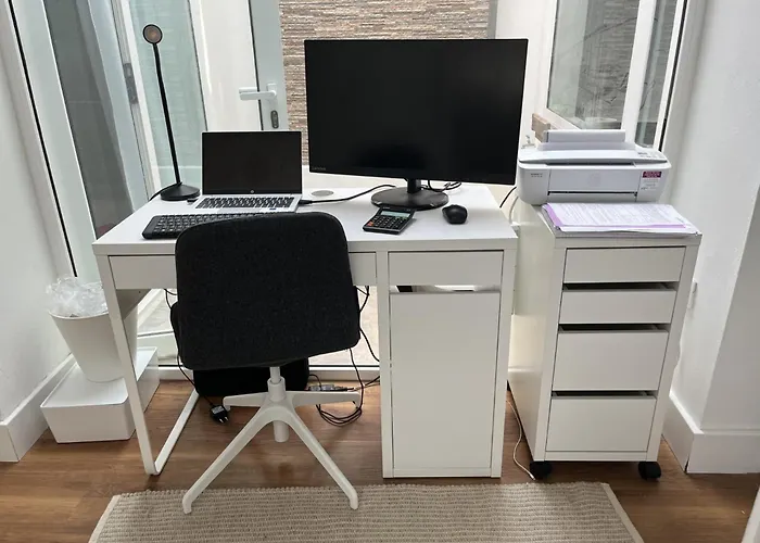 Pool House * 라 산타